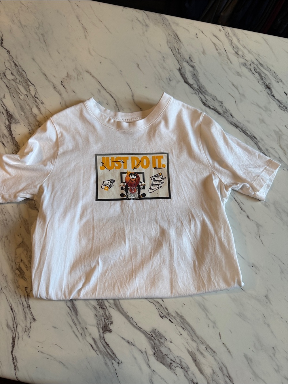 Nike White Kids 'Just Do It.' Graphic Tee with Yellow Accent